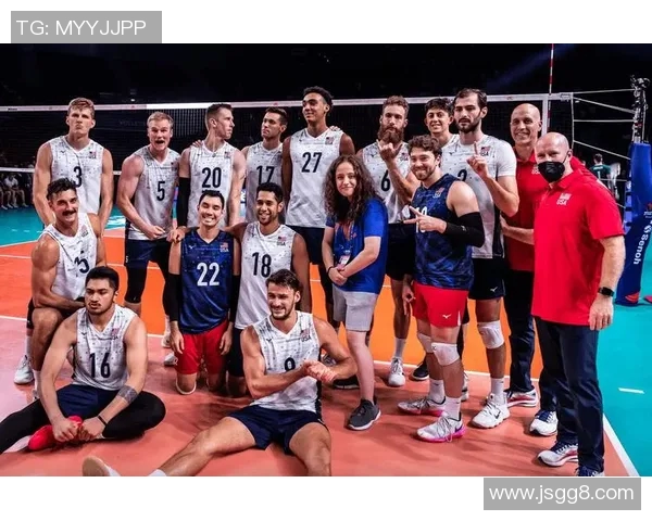 武汉足球队以52分稳居大师赛积分榜首位争夺冠军希望依然强烈